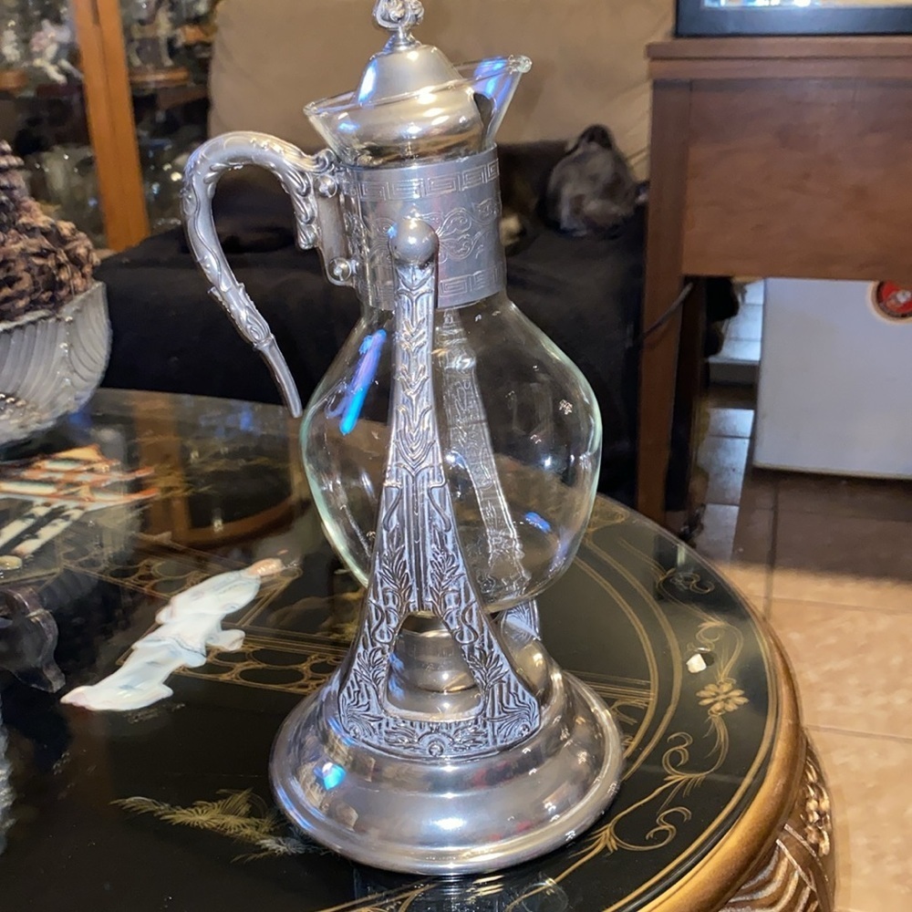 Vintage Newport Silverplate CoffeePitcher/Carafe on Tilt- Rare Mid-Century - Picture 2 of 6